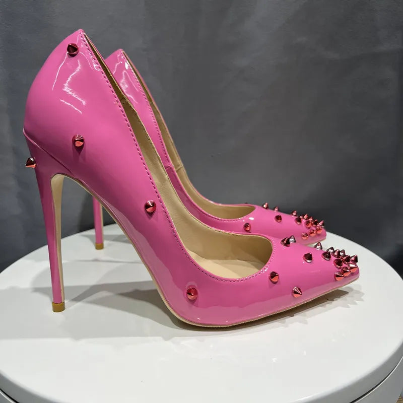 Erotic pink pink pins in very high heels