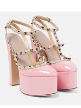Load image into Gallery viewer, Pink Valentino Platforms