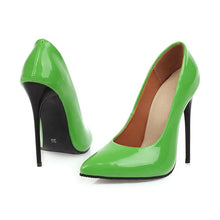 Load image into Gallery viewer, Green stiletto heels