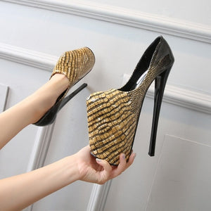 Yellow 22 cm high heels for sale