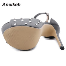 Load image into Gallery viewer, Aneikeh Strap Rivet Sandals Black