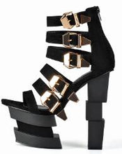 Load image into Gallery viewer, Strappy Block Heel Sandals