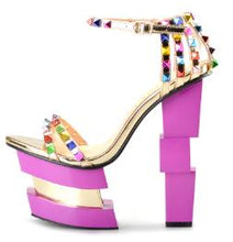 Load image into Gallery viewer, Gucci platform heels